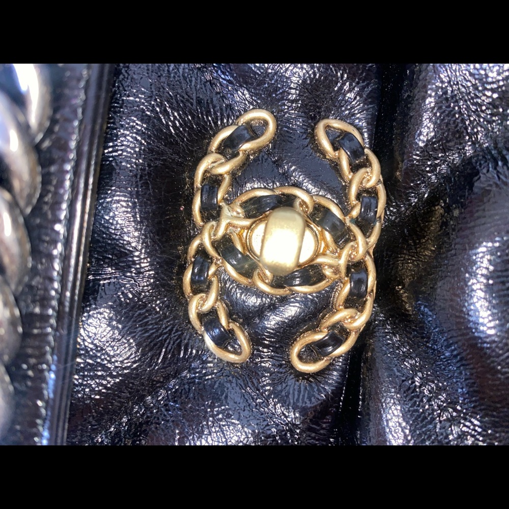 Handbag - Picture 9 of 14